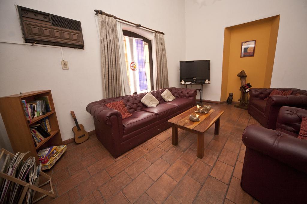Black Cat Hostel Ασουνσιόν Εξωτερικό φωτογραφία