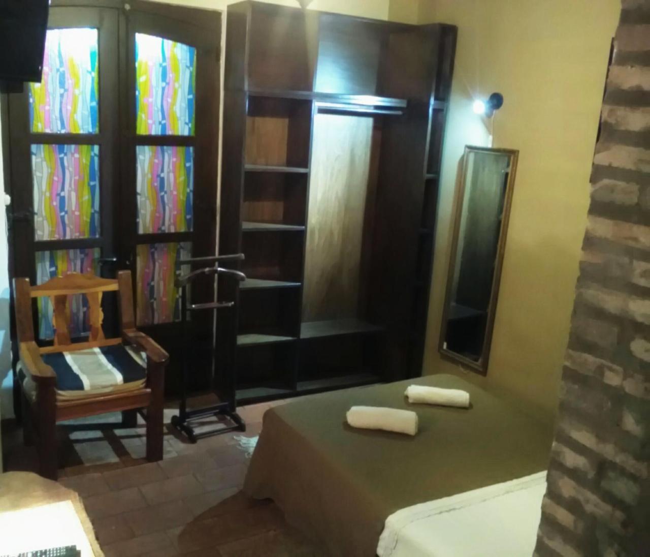 Black Cat Hostel Ασουνσιόν Εξωτερικό φωτογραφία